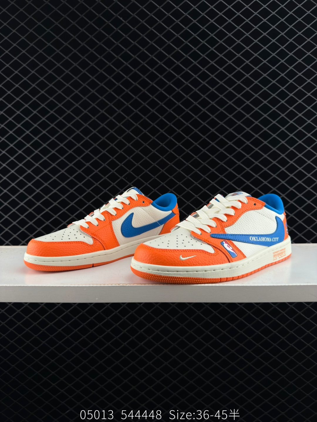 Nike AIR JORDAN 1 RETRO LOW